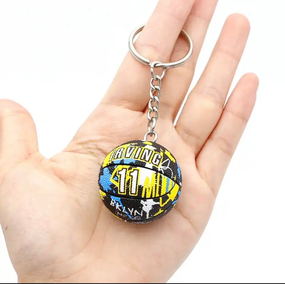 🏀 Keychain