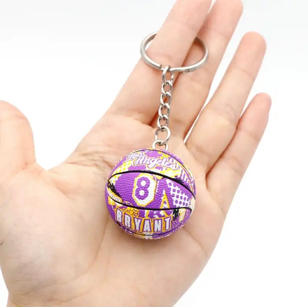 🏀 Keychain